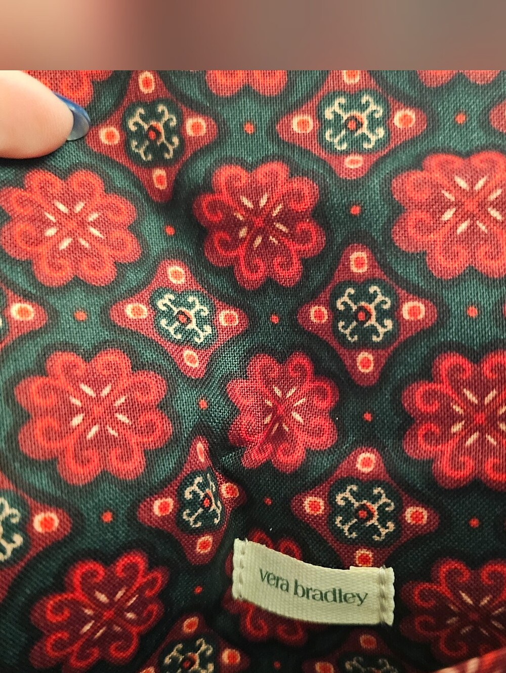 NWT Vera Bradley Wildwood Wallet Crossbody Dark Green With Red Floral - Picture 4 of 4